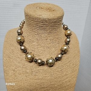 Vintage Antique-look 90s Kien Faux Pearl and Metal Knot Necklace